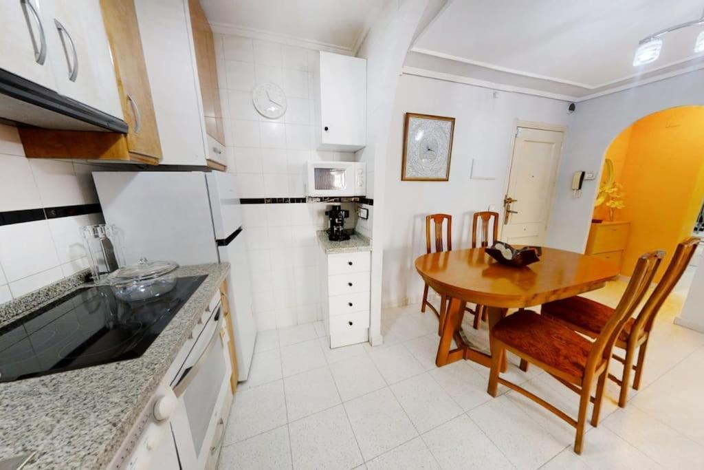 Cozy 2 Bed Apartment Playa De Los Locos Torrevieja Buitenkant foto